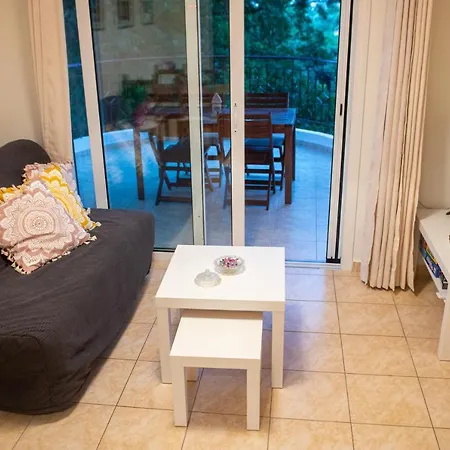 Apartment Odysseas *