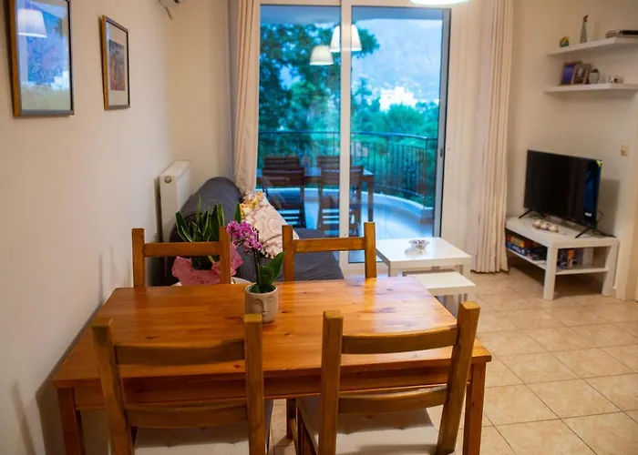 Odysseas 아파트 칼라마타